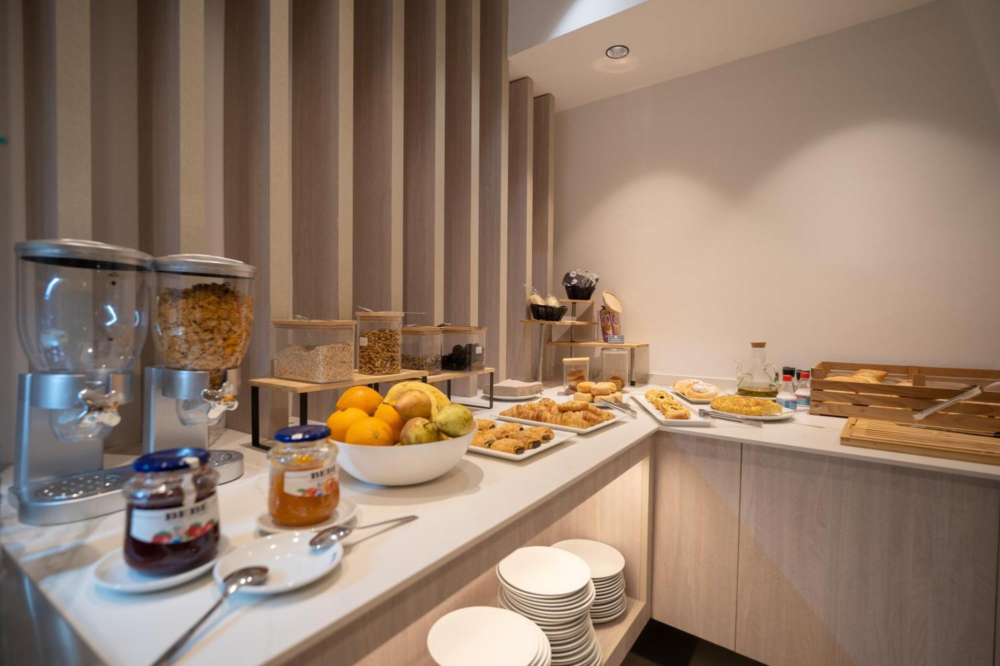 סיוטאדלה Alfons Hotel מראה חיצוני תמונה