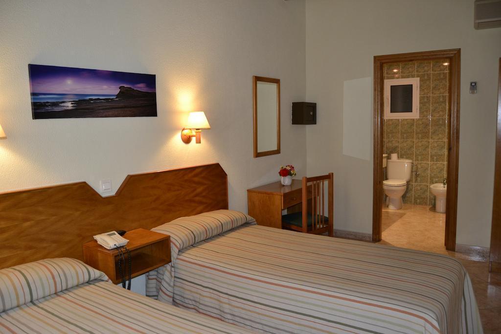 סיוטאדלה Alfons Hotel מראה חיצוני תמונה